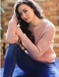 Elite escort service in Tarari for home and hotel visits